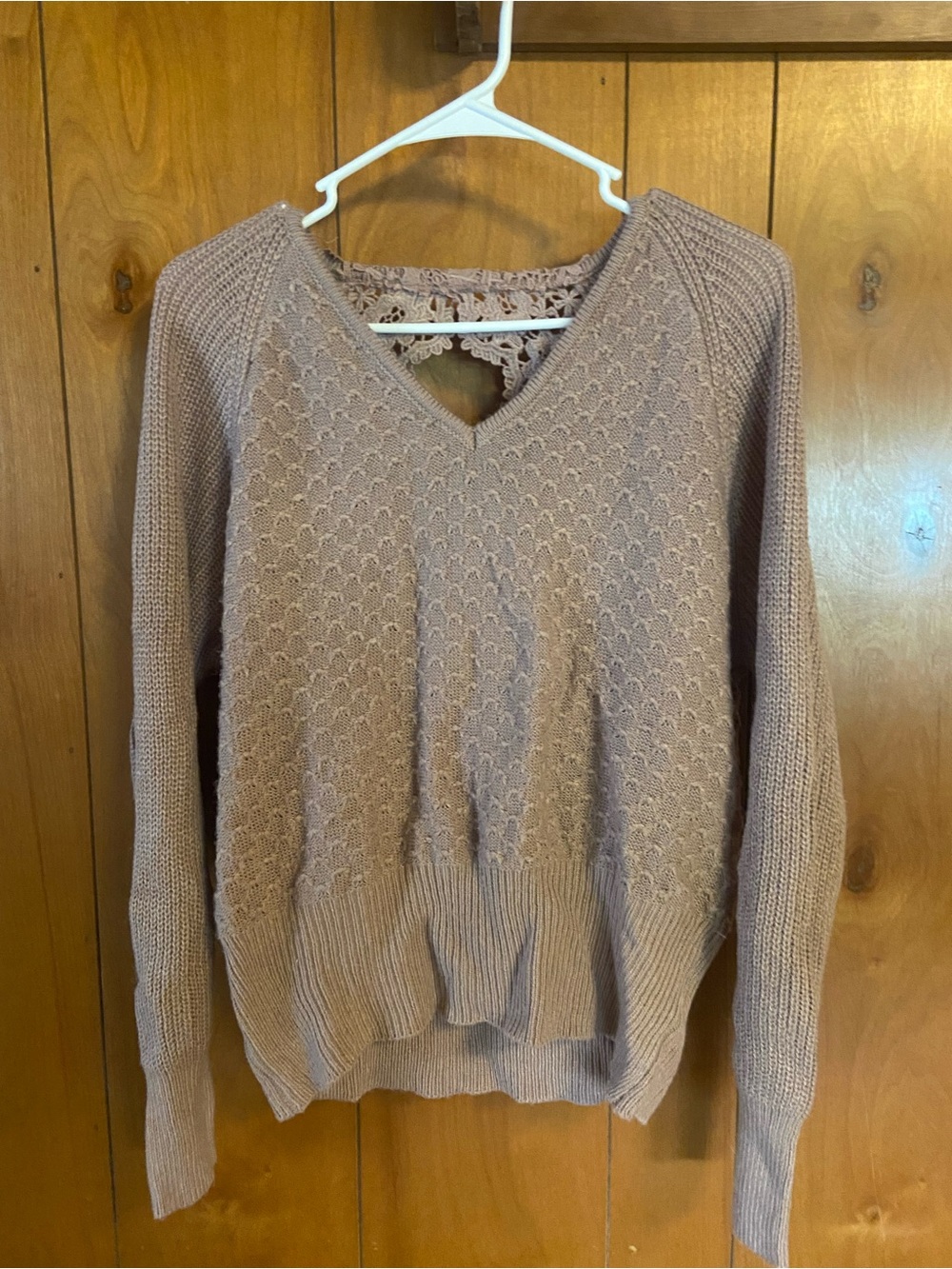 Cozy V‑Neck Knit Sweater in Mauve Pink